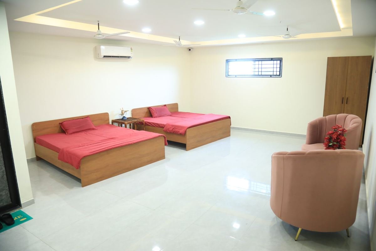 Super Deluxe Room